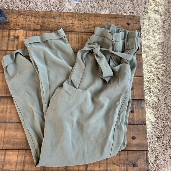 Zara Pants - ZARA Trafaluc Collection Paperbag Trouser Olive Green